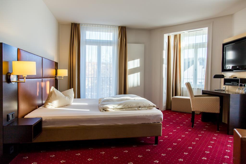 Pucci Baerengarten Stadthotel رافنسبرغ الغرفة الصورة